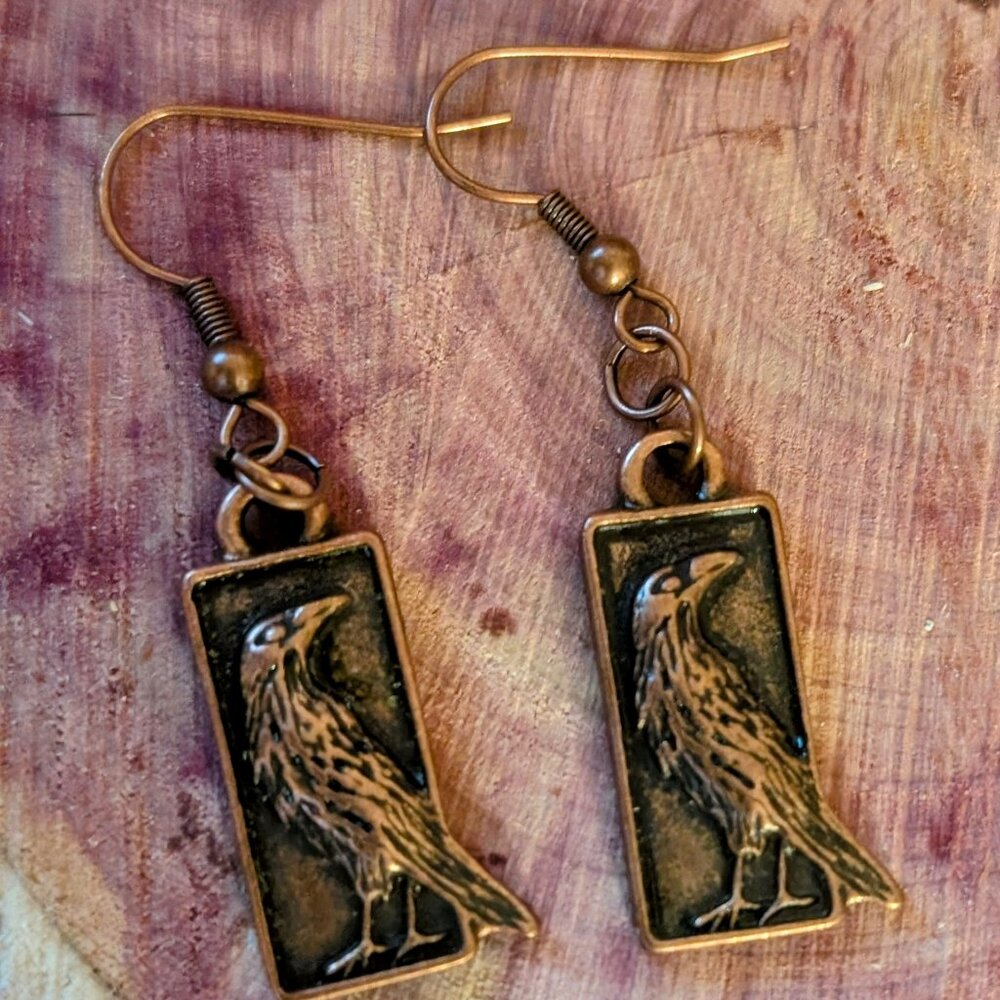 COPPER REGAL RAVEN: Striking copper raven/crow earrings. Antique copper-plated.